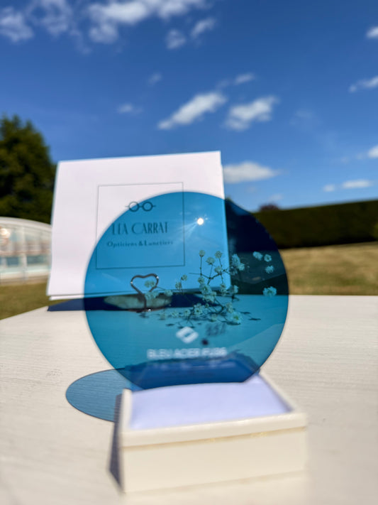 Verre-Bleu-Acier